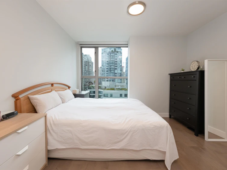 1006-928 Richards Street, Vancouver, BC, V6B 6P6 - 16