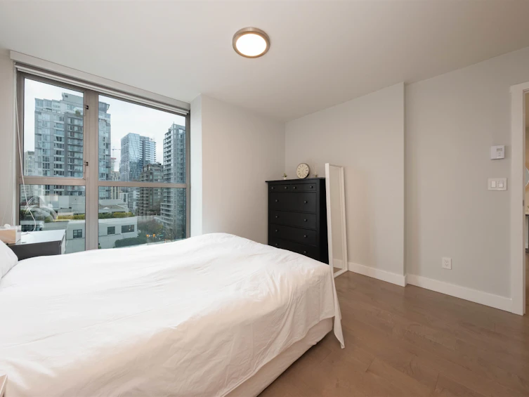 1006-928 Richards Street, Vancouver, BC, V6B 6P6 - 17