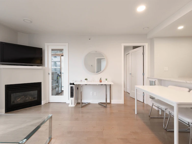 1006-928 Richards Street, Vancouver, BC, V6B 6P6 - 4