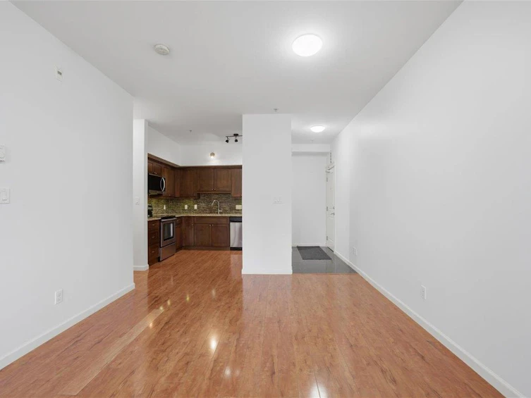 307-22858 Lougheed Highway, Maple Ridge, BC, V2X 2V6 - 7