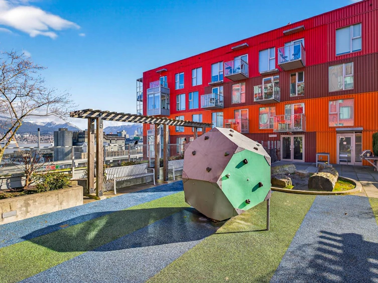 PH9-983 E Hastings Street, Vancouver, BC, V6A 0G6 - 17