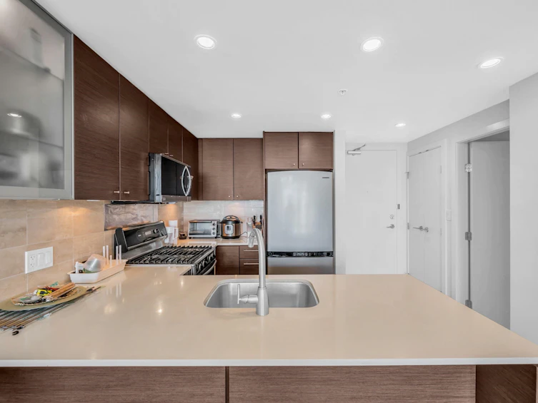 1009-7373 Westminster Highway, Richmond, BC, V6X 0B5 - 5