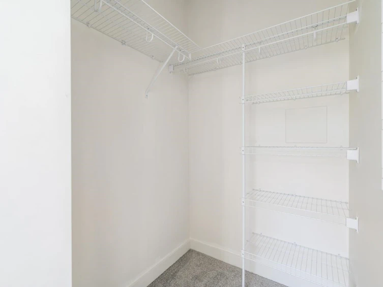 215-5460 Broadway, Burnaby, BC, V5B 0B4 - 15