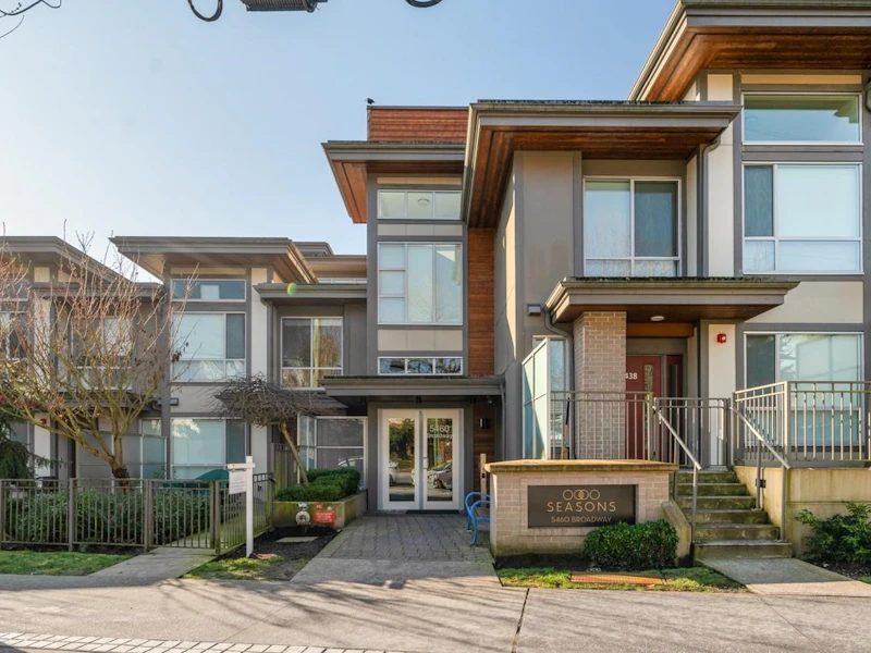 215 - 5460 Broadway Place, Burnaby BC