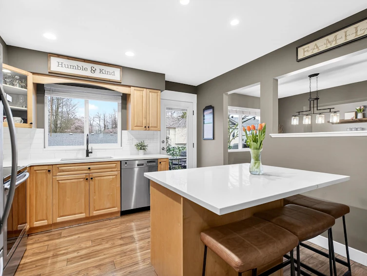 9382 209b Street, Langley, BC, V1M 1R8 - 2