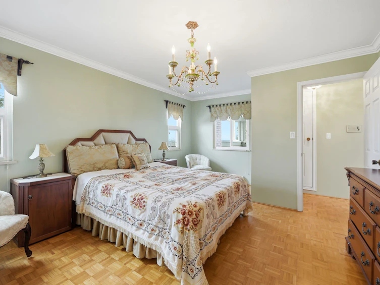 5111 Pandora Street, Burnaby, BC, V5B 1L7 - 32