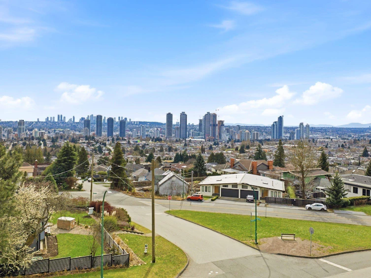 5111 Pandora Street, Burnaby, BC, V5B 1L7 - 38