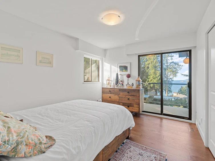 5312 Marine Drive, West Vancouver, BC, V7W 2P8 - 11