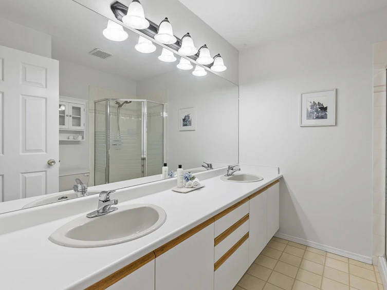 132-13895 102 Avenue, Surrey, BC, V3T 1P2 - 14