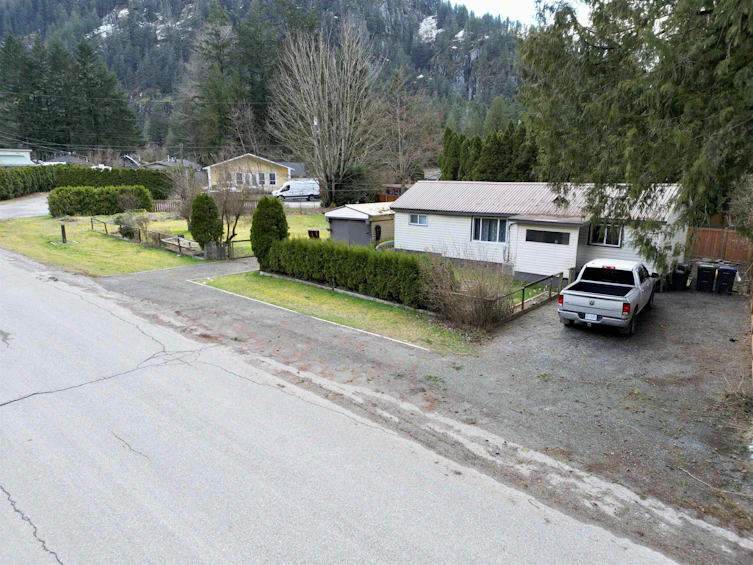63745 Old Yale Road, Hope, BC, V0X 1L2 - 2