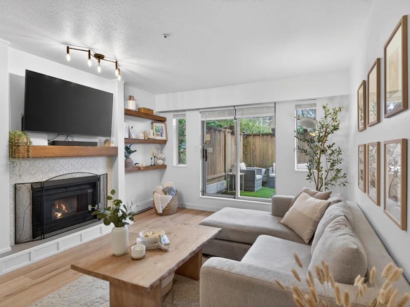 101 - 1689 E 4th Avenue, Vancouver BC V5N 1J7
