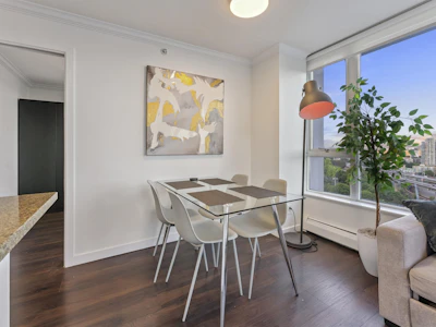 1802-688 Abbott Street - 5