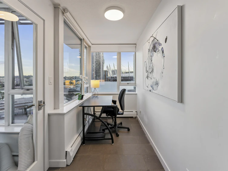 1802-688 Abbott Street, Vancouver, BC, V6B 0B9 - 10