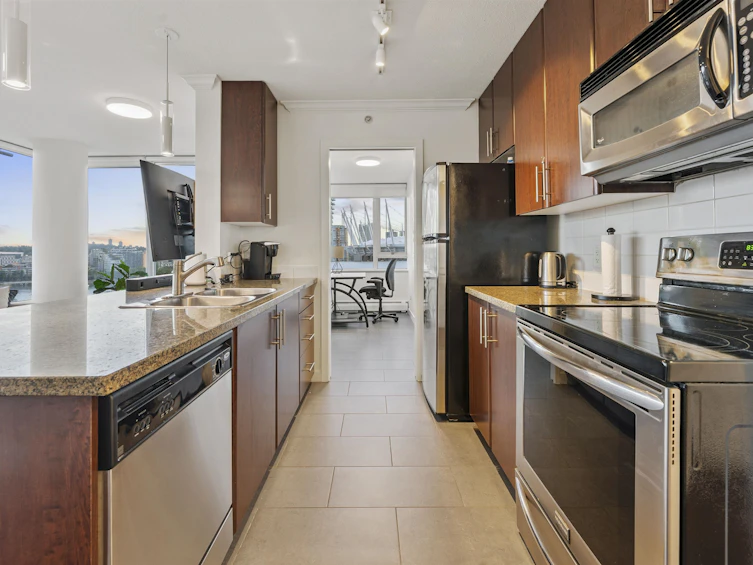 1802-688 Abbott Street, Vancouver, BC, V6B 0B9 - 9
