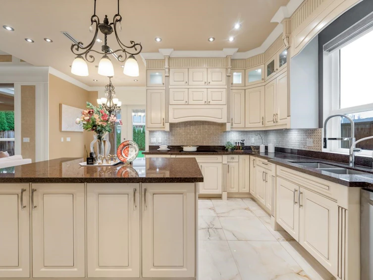 6331 Bellflower Drive, Richmond, BC, V7C 2H7 - 14
