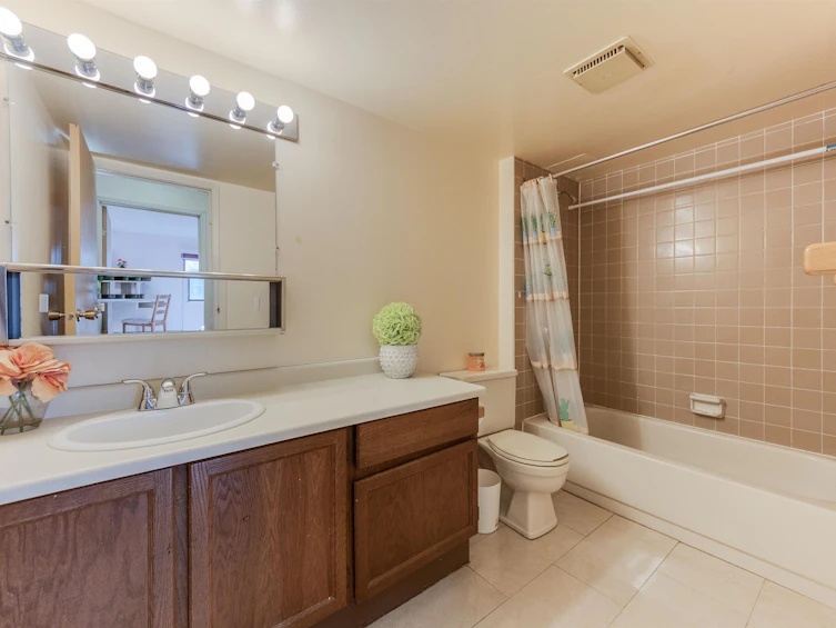 204-8511 Westminster Highway, Richmond, BC, V6X 3H7 - 22