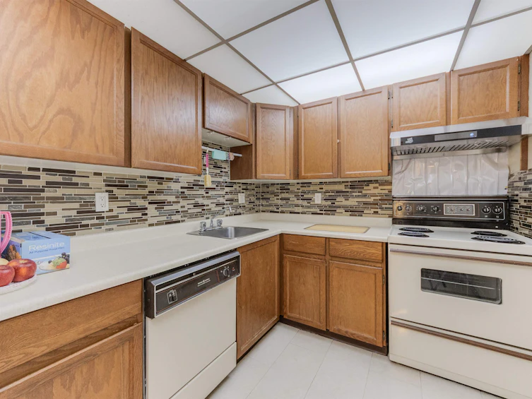 204-8511 Westminster Highway, Richmond, BC, V6X 3H7 - 16