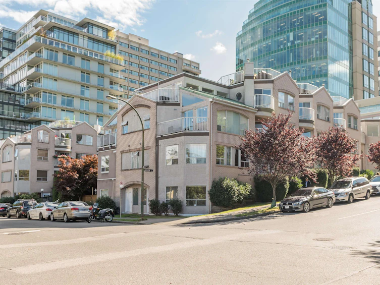 L01-788 W 8th Avenue, Vancouver, BC, V5Z 1E1 - 21
