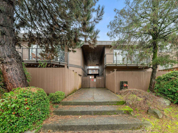 204-3136 Kingsway, Vancouver, BC, V5R 5K1