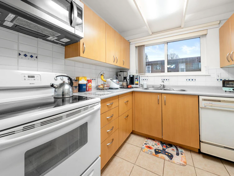 204-3136 Kingsway, Vancouver, BC, V5R 5K1 - 23