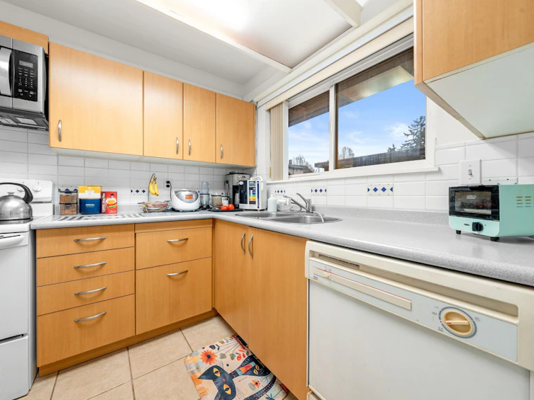 204-3136 Kingsway, Vancouver, BC, V5R 5K1 - 25