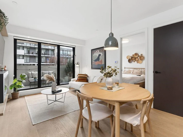 205-5089 Quebec Street, Vancouver, BC, V5W 0E5 - 9