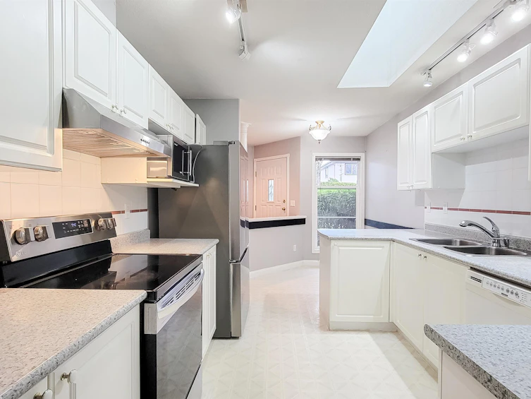 10-758 Riverside Drive, Port Coquitlam, BC, V3B 7V8 - 10
