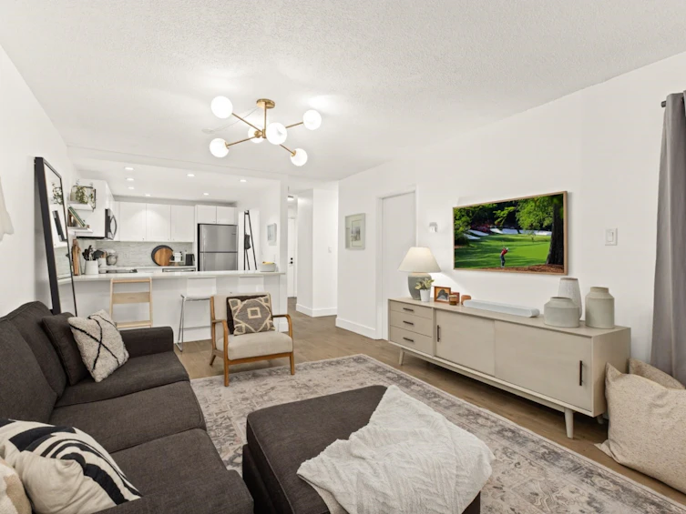 101-621 E 6 Avenue, Vancouver, BC, V5T 4H3 - 17