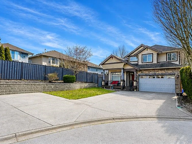 19178 117a Avenue, Pitt Meadows, BC, V3Y 2R3