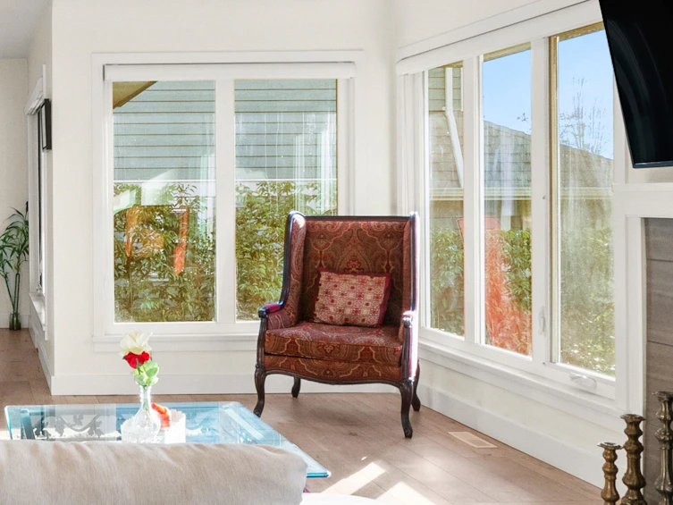 1436 Grand Boulevard, North Vancouver, BC, V7L 3X7 - 3