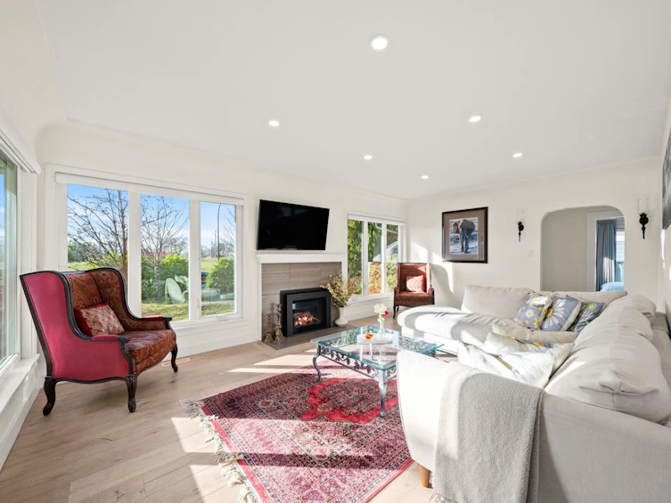 1436 Grand Boulevard, North Vancouver, BC, V7L 3X7 - 2