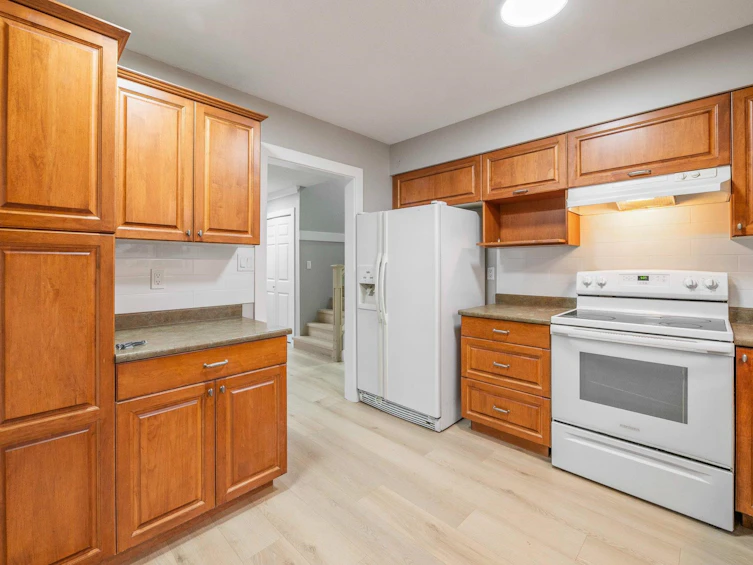 8024 Cedar Street, Mission, BC, V2V 3N1 - 9
