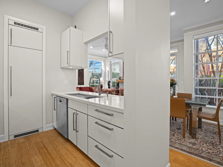 106-1928 Nelson Street, Vancouver, BC, V6G 1N2 - 9