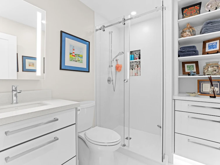 106-1928 Nelson Street, Vancouver, BC, V6G 1N2 - 15