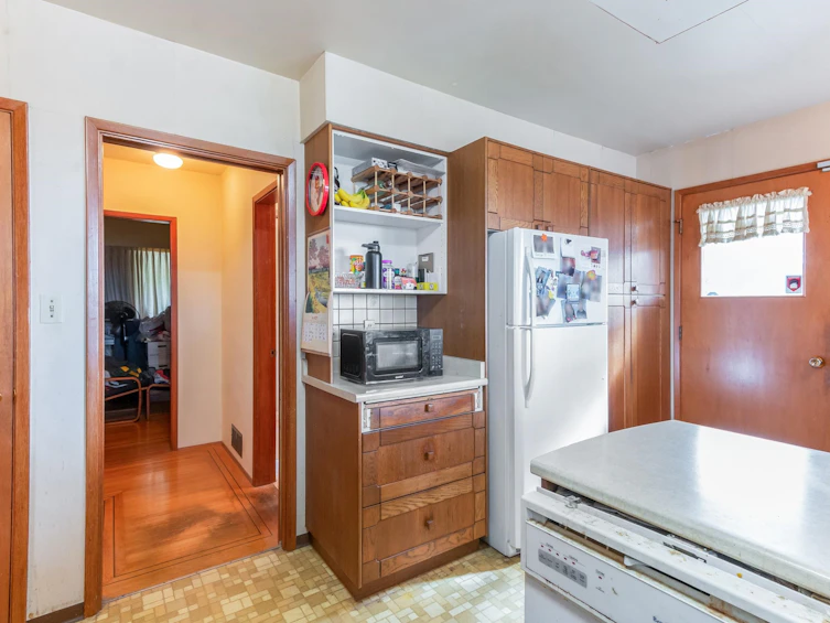 1928 Ridgeway Avenue, North Vancouver, BC, V7L 3S7 - 14