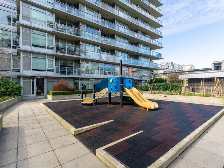 701-1708 Columbia Street, Vancouver, BC, V5Y 0H7 - 30