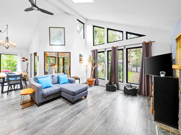 576 Cowan Road, Bowen Island, BC, V0N 1G2 - 5