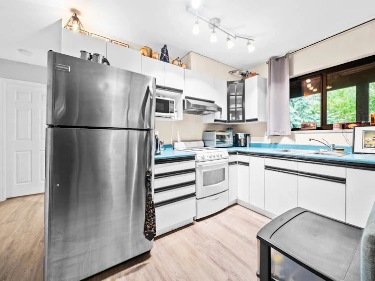576 Cowan Road, Bowen Island, BC, V0N 1G2 - 26