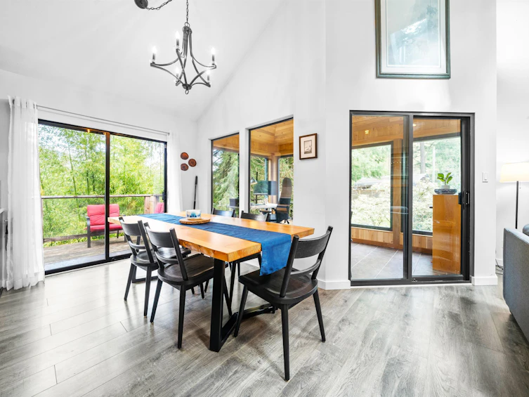 576 Cowan Road, Bowen Island, BC, V0N 1G2 - 9