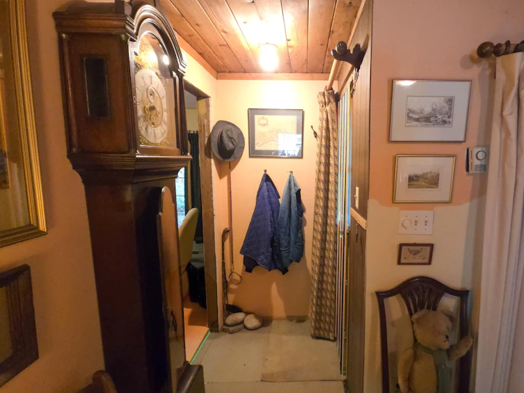 793 Andy's Bay Road, Gambier Island, BC, V0N 1V0 - 10