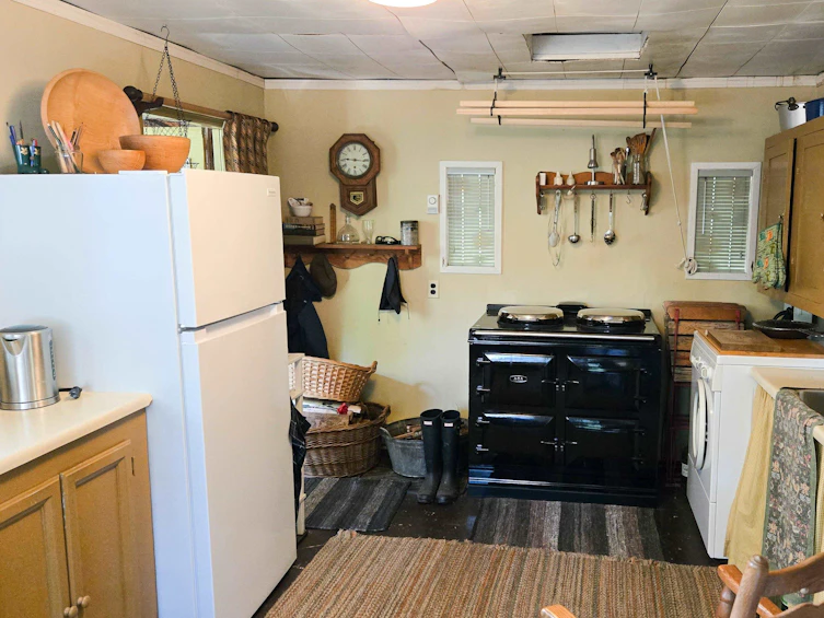 793 Andy's Bay Road, Gambier Island, BC, V0N 1V0 - 12