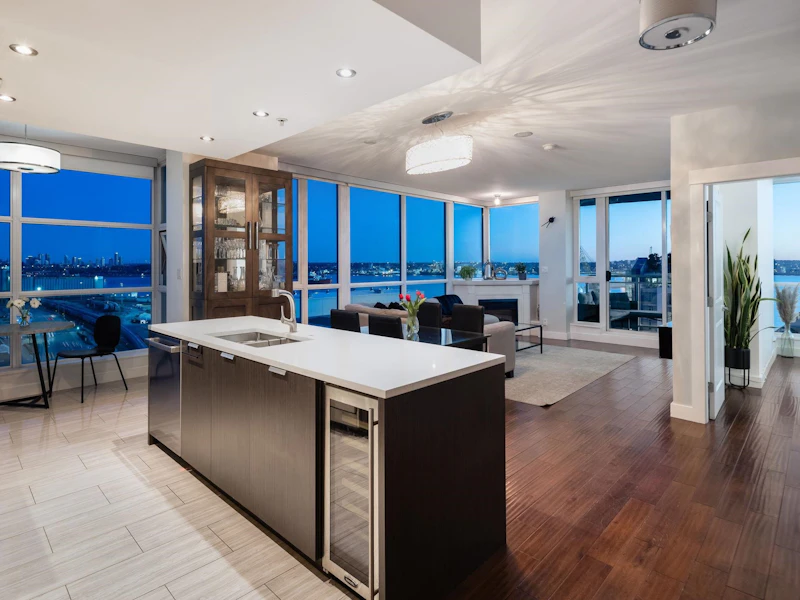 1603 - 188 E Esplanade Street, North Vancouver BC V7L 4Y1