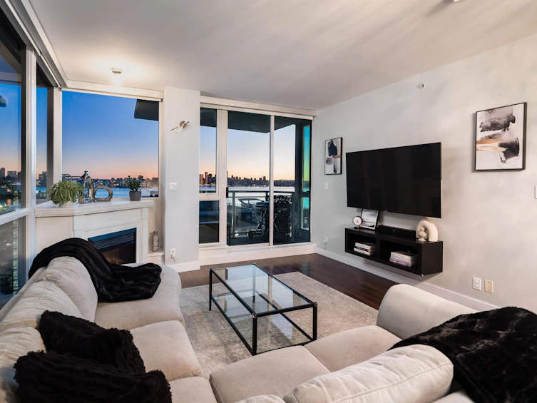 1603-188 E Esplanade Street, North Vancouver, BC, V7L 4Y1 - 15