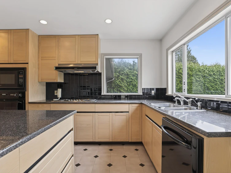 6440 Nadine Crescent, Richmond, BC, V7C 2T6 - 16