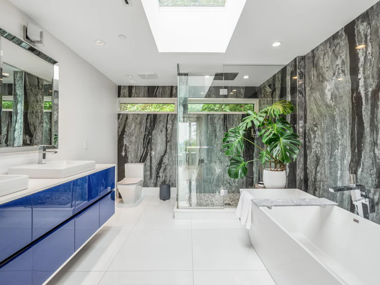 1360 Queens Avenue, West Vancouver, BC, V7T 2H9 - 9