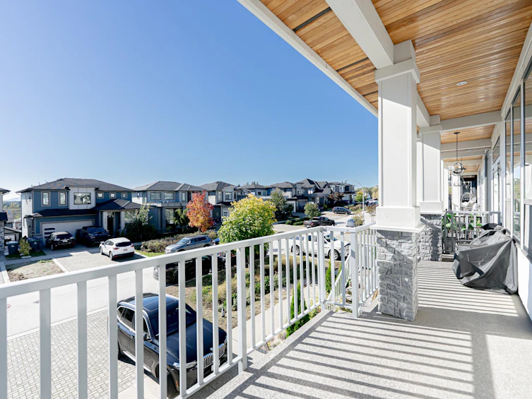 16755 16a Avenue, Surrey, BC, V3Z 0B4 - 18