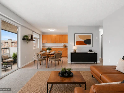 302-9477 Cook Street - 3