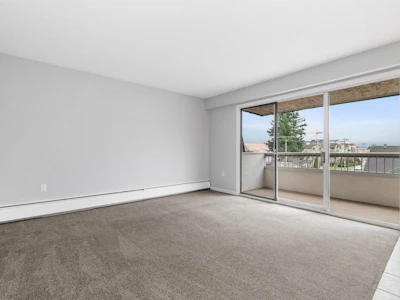302-9477 Cook Street - 2