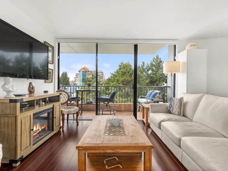704-650 16th Street, West Vancouver, BC, V7V 3R9 - 8