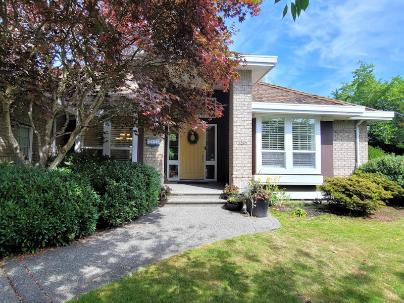 3412 Canterbury Drive, Surrey BC V3Z 0G8